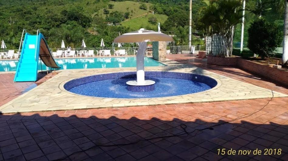 Flat Cavalinho Branco Com Piscina Aquecida 11M - 5 Min Da Praca Aparthotel Aguas de Lindoia Exterior photo